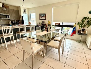 4700 NW 84th Ave in Doral, FL - Building Photo - Building Photo