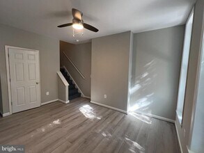 834 N Washington St in Baltimore, MD - Building Photo - Building Photo