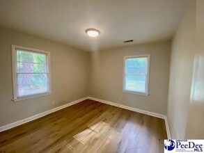 930 S Brunwood Dr, Unit 10-321 in Florence, SC - Building Photo - Building Photo