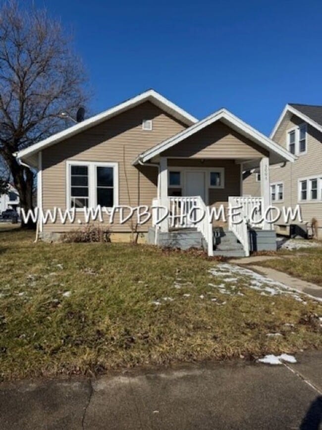 property at 3006 Reed St