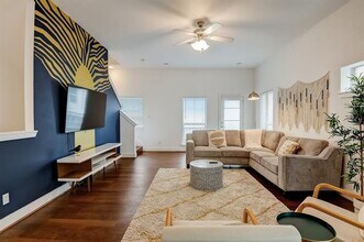 1606 Tribeca Way in Dallas, TX - Building Photo - Building Photo