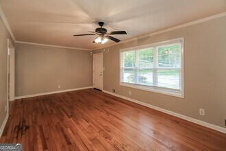 2745 Westford Ct SW in College Park, GA - Building Photo - Building Photo