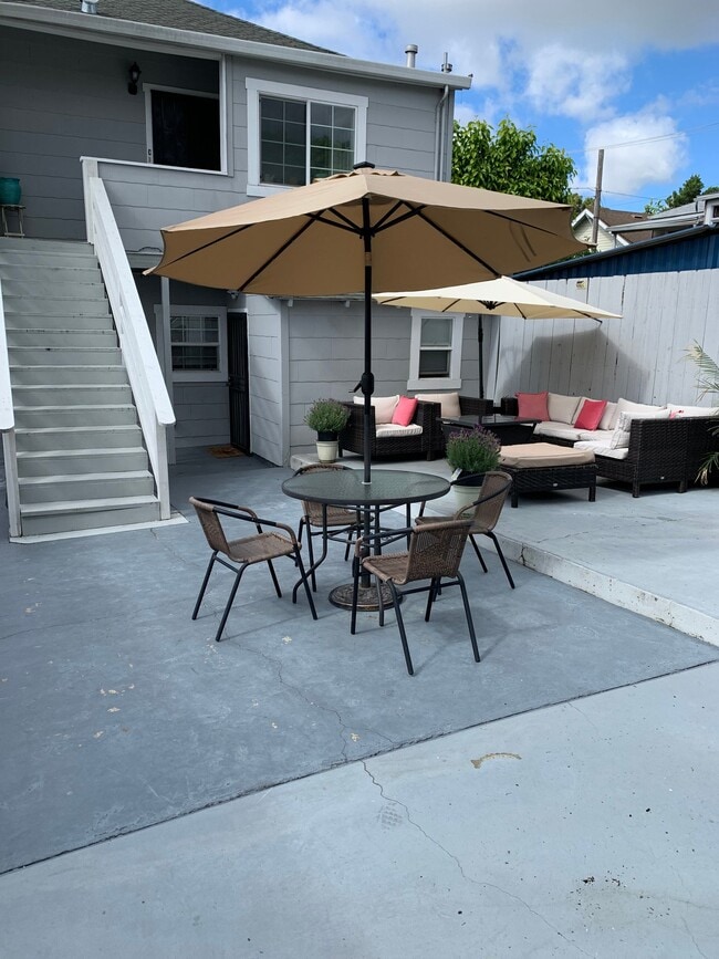 2019 E 20th St, Unit SC