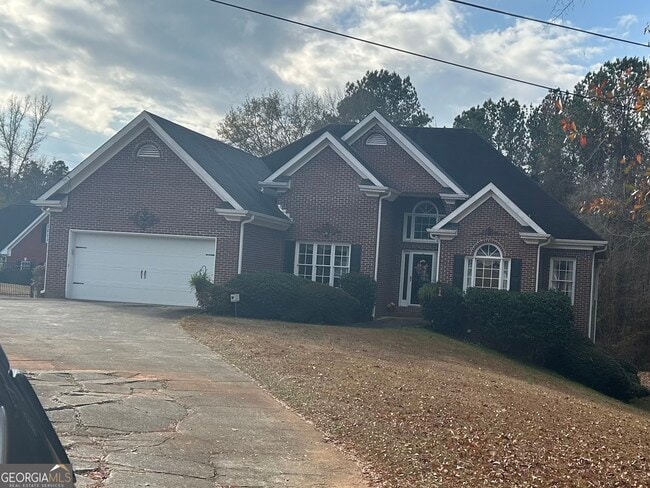 property at 4072 E Fairview Rd SW