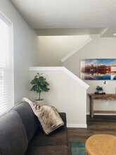 5929 S Boddington Ln in Boise, ID - Foto de edificio - Building Photo