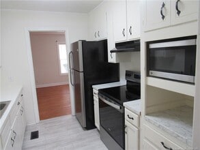 49 Roberts Chapel Church Rd in Goldston, NC - Building Photo - Building Photo