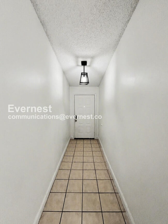 3436 Sunrise Villas Ct N in Tampa, FL - Building Photo - Building Photo