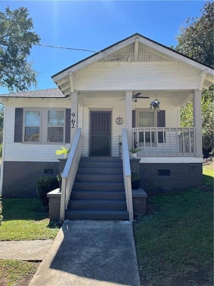 property at 962 Division St NW