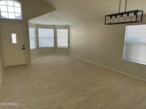 7929 W Wescott Dr in Glendale, AZ - Building Photo - Building Photo