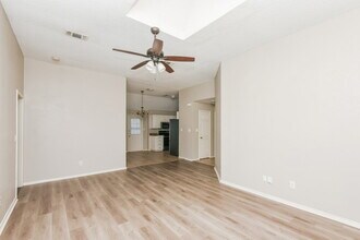 1426 Ardmore Dr in Arlington, TX - Foto de edificio - Building Photo