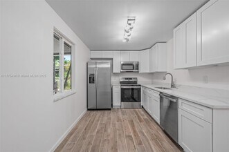 3185 SW Crumpacker St in Port St. Lucie, FL - Building Photo - Building Photo