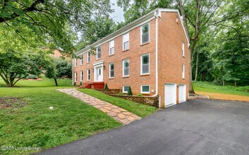 7110 Fox Harbor Rd in Prospect, KY - Building Photo - Building Photo