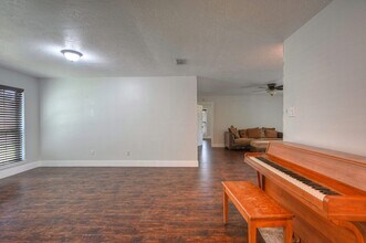 5103 Temple Bell Dr in Spring, TX - Building Photo - Building Photo