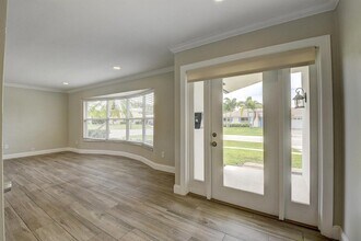 798 SW 15th Ave in Boca Raton, FL - Foto de edificio - Building Photo