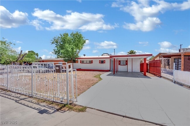 2016 Linden Ave in Las Vegas, NV - Building Photo - Building Photo