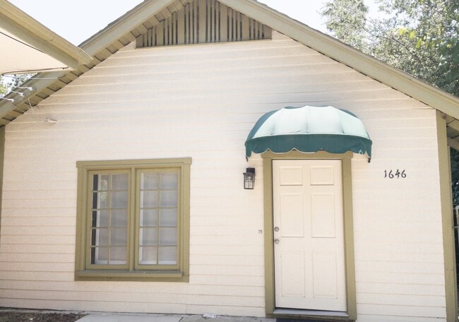 property at 1646 E Del Mar Blvd
