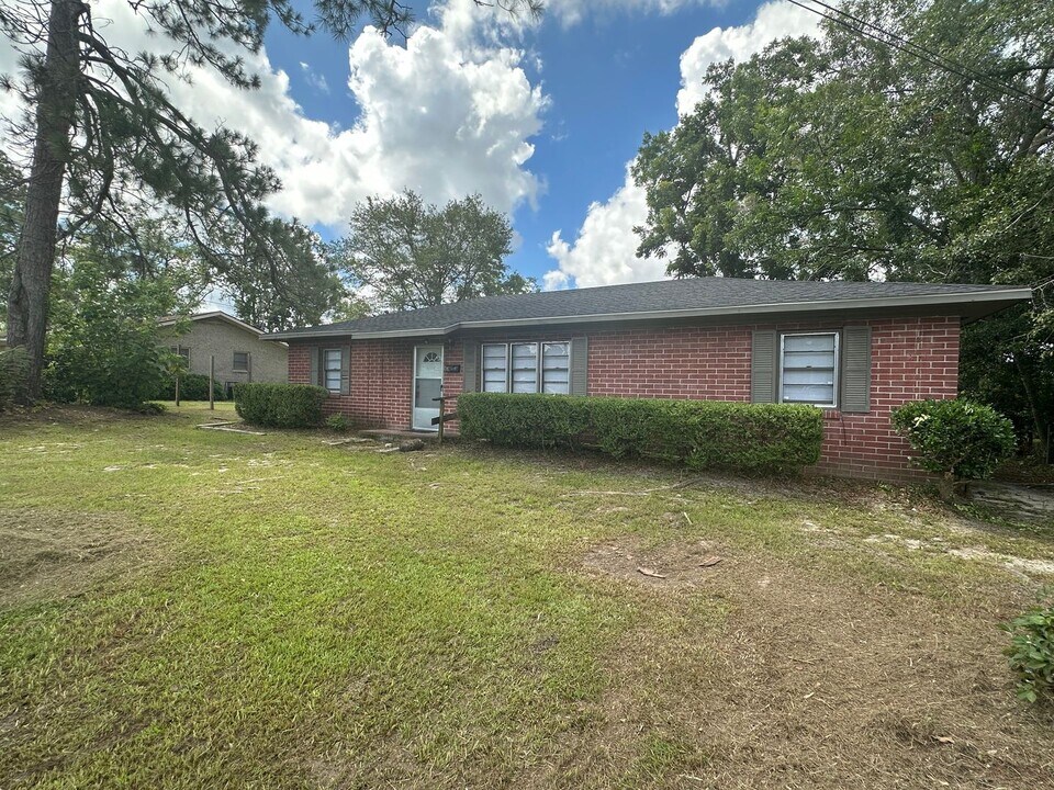 905 E 5th St in Vidalia, GA - Building Photo