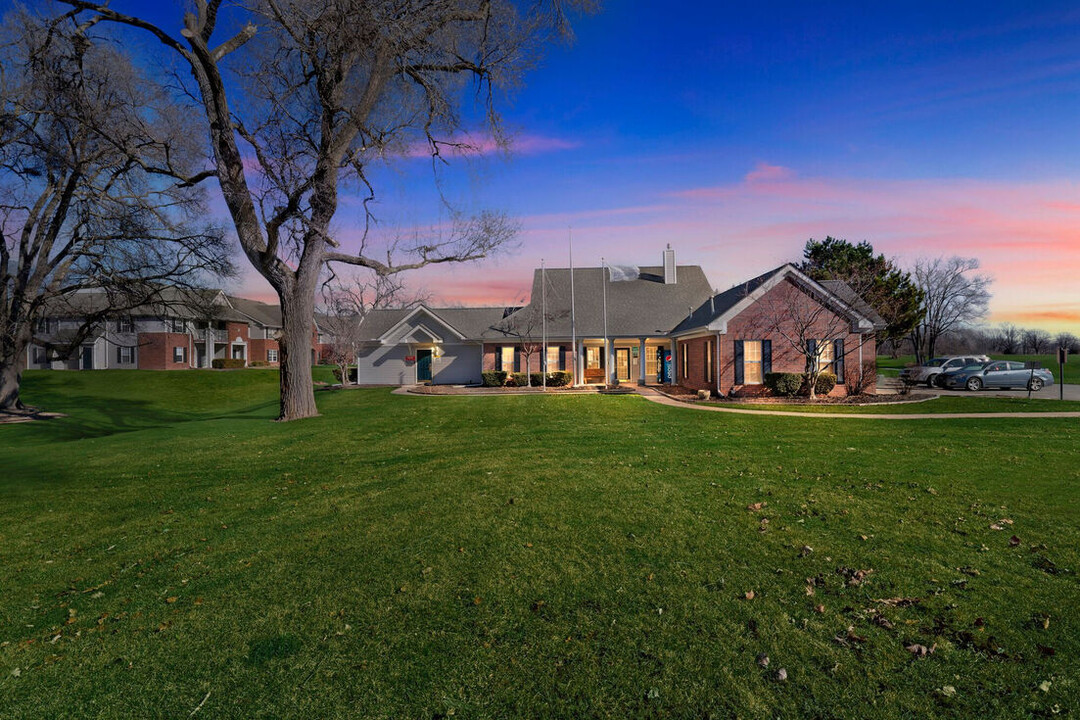 River Oaks Trails in Galesburg, IL - Foto de edificio