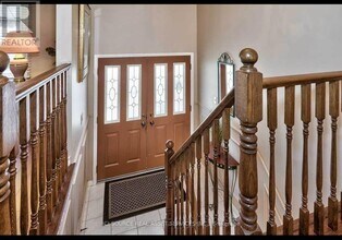 689 Catalina Crescent in Burlington, ON - Building Photo - Building Photo