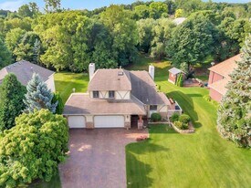 14325 44th Ave N in Minneapolis, MN - Building Photo