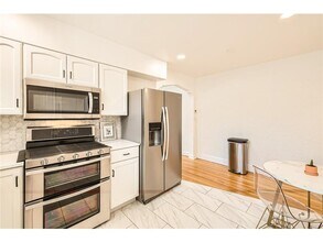 3805 France Ave S in Minneapolis, MN - Building Photo - Building Photo