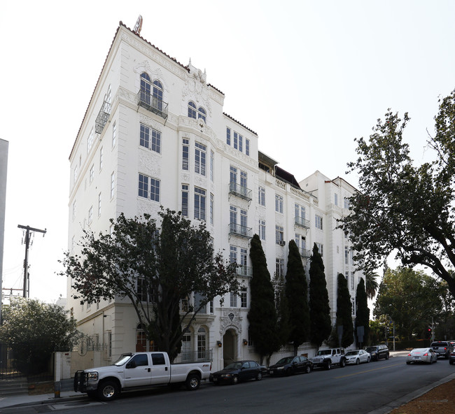 El Mirador Apartments in West Hollywood, CA - Building Photo - Building Photo