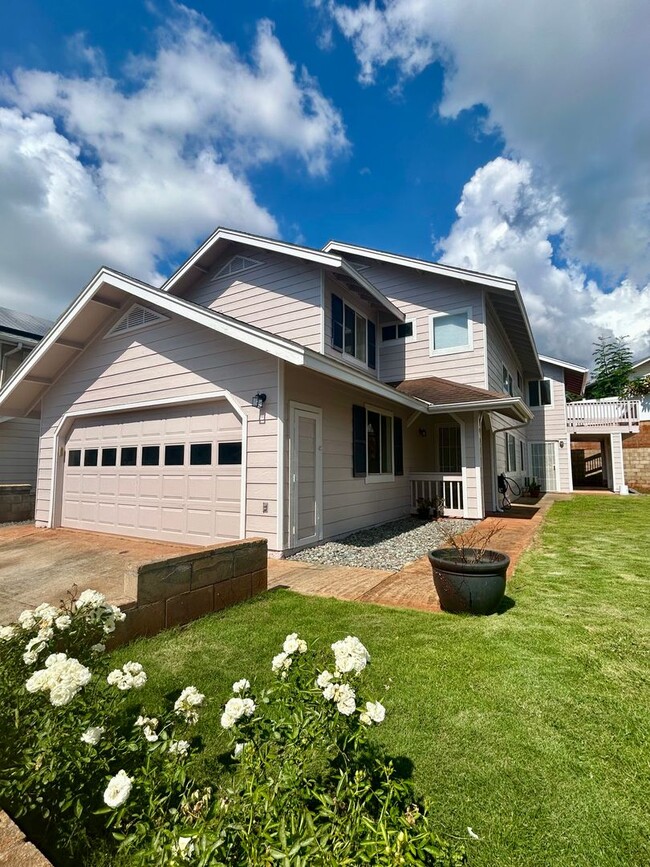 property at 94-1105-1105 Kukula St