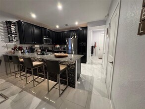 10910 SW 232nd Terrace in Princeton, FL - Building Photo - Building Photo