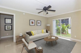 5276 NE 6th Ave in Fort Lauderdale, FL - Building Photo - Building Photo