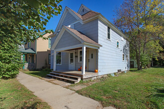 416 N Barstow St in Eau Claire, WI - Building Photo - Building Photo