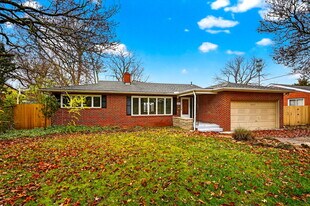 3637 Sunset Dr in Upper Arlington, OH - Building Photo