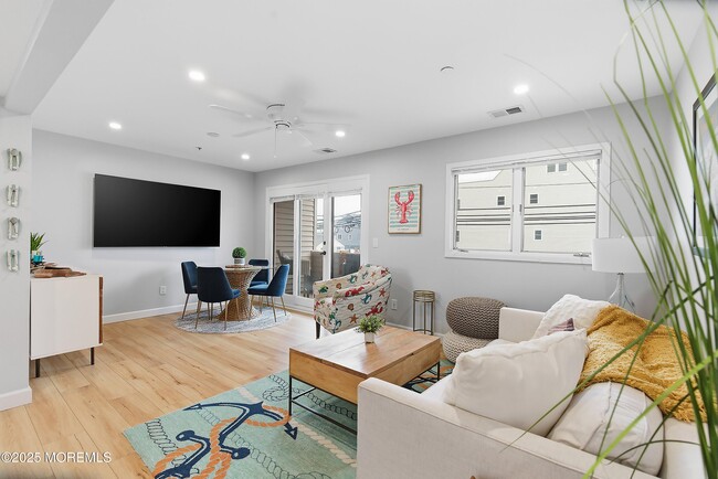 132 Sampson Ave in Seaside Heights, NJ - Building Photo - Building Photo