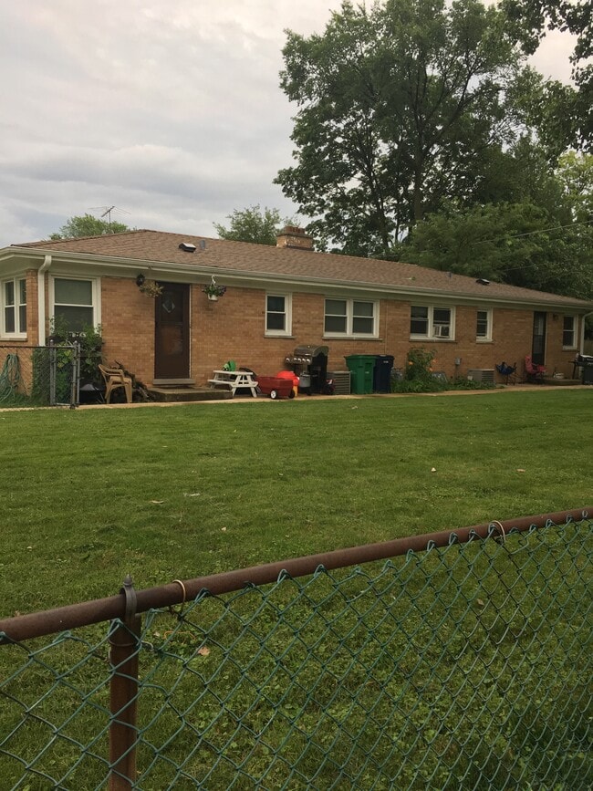 803 E South Broadway Ave, Unit A
