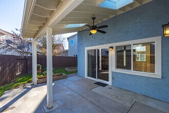 1955 Belgium Ave in Chico, CA - Building Photo - Building Photo