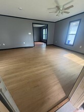 302 3rd Ave NW in Oelwein, IA - Building Photo - Building Photo