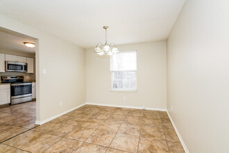 1628 Beckenbauer Ln in Indianapolis, IN - Building Photo - Building Photo