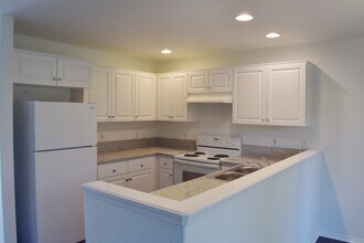 1250 SE Seaport Cir in Corvallis, OR - Building Photo - Building Photo