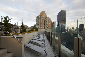 The Landon in New York, NY - Foto de edificio - Building Photo