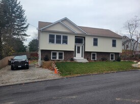 12 Fountain Ave in Johnston, RI - Building Photo