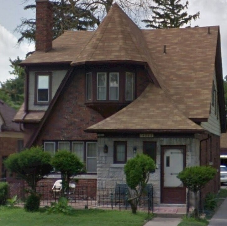 14363 Asbury Park in Detroit, MI - Foto de edificio