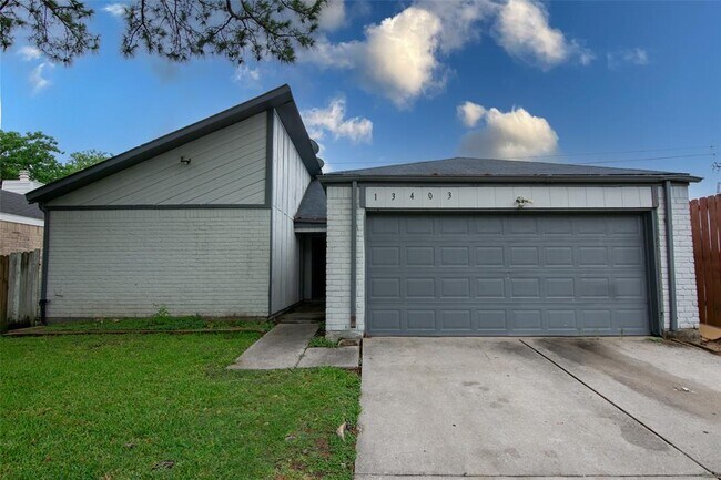 13403 Carvel Ln in Houston, TX - Building Photo - Building Photo