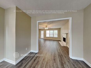 243 Winter Park Ln in Powder Springs, GA - Foto de edificio - Building Photo