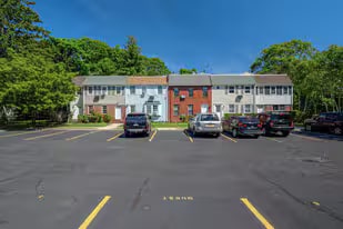 FAIRFIELD ESTATES AT HAMPTON BAYS