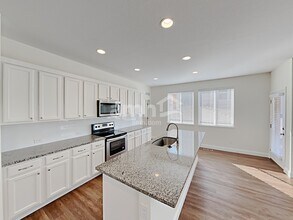 12749 Ventana St in Parker, CO - Foto de edificio - Building Photo