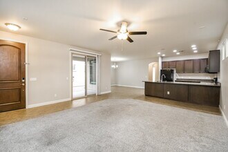 3316 E Orchid Ln in Gilbert, AZ - Building Photo - Building Photo