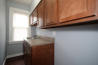76 Warren St in New Haven, CT - Building Photo - Building Photo