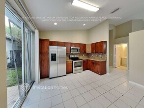 6875 Northtree Ct in Greenacres, FL - Building Photo - Building Photo