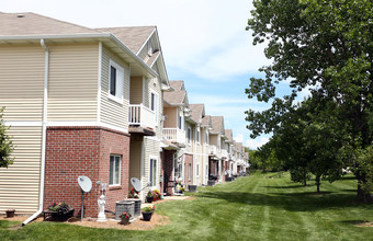 Delaware Park Condominiums in Ankeny, IA - Building Photo - Building Photo