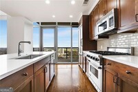 3630 Peachtree St NE in Atlanta, GA - Building Photo - Building Photo