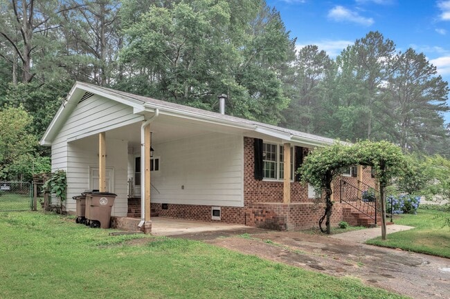833 S Wingate St in Wake Forest, NC - Building Photo - Building Photo